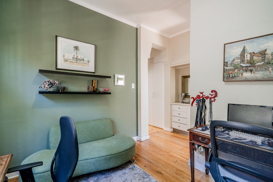 3 Bedroom Property for Sale in Oranjezicht Western Cape